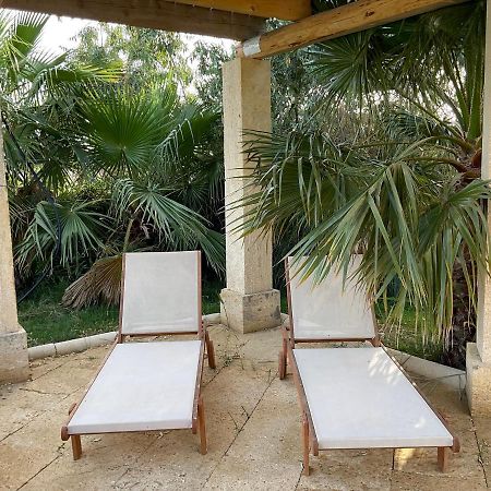 Mazet Du Pecheur Villa Saint-Laurent-dʼAigouze Buitenkant foto