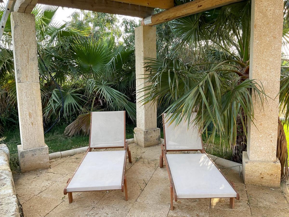Mazet Du Pecheur Villa Saint-Laurent-dʼAigouze Buitenkant foto